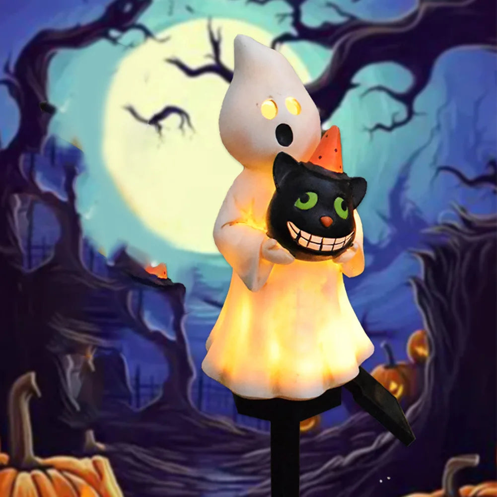 Halloween Solar Ghosts Pathway LED Light Anto On & Off Ghosts Lamp White Ghost Figurine Decoration for Haunted House Decor 2024
