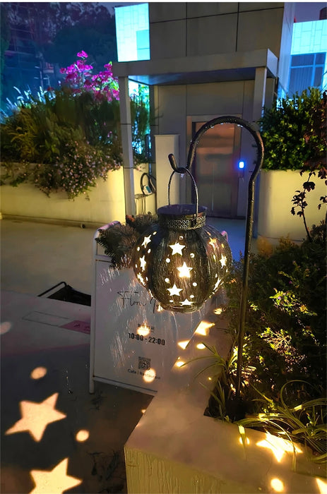 Garden Star Projector Lamp Hanging Solar Lights Outdoor Hanging Solar Lanterns Retro Solar Lamp with Handle Outside Decorations