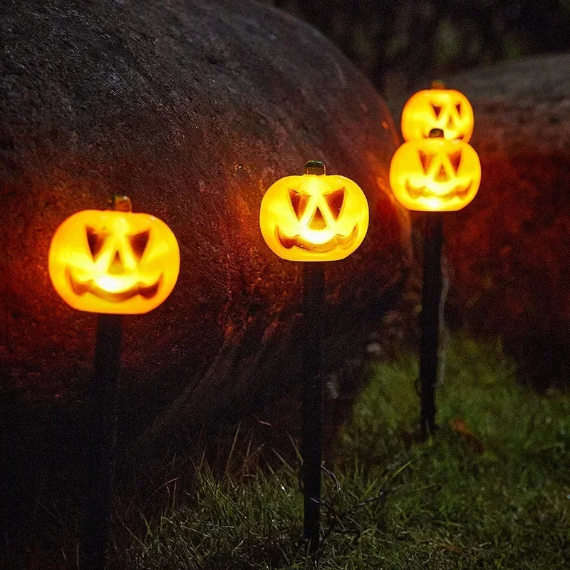 2PCS Solar Powered Lawn Lamp Set of 5 Cute Ghost lanterns Decorated Halloween Party Decoration For Home bar Atmosphere Decor