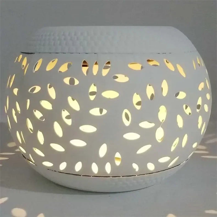 Solar Table Lights Outdoor Waterproof Metal Garden Projector Lamp Retro Gardening Lawn Atmosphere Lamp Decorative Landscape Lamp