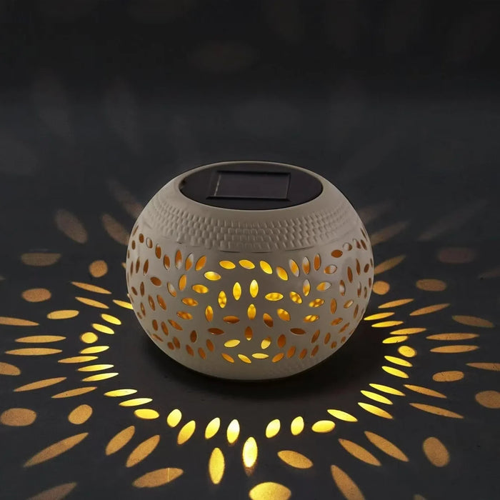 Solar Table Lights Outdoor Waterproof Metal Garden Projector Lamp Retro Gardening Lawn Atmosphere Lamp Decorative Landscape Lamp