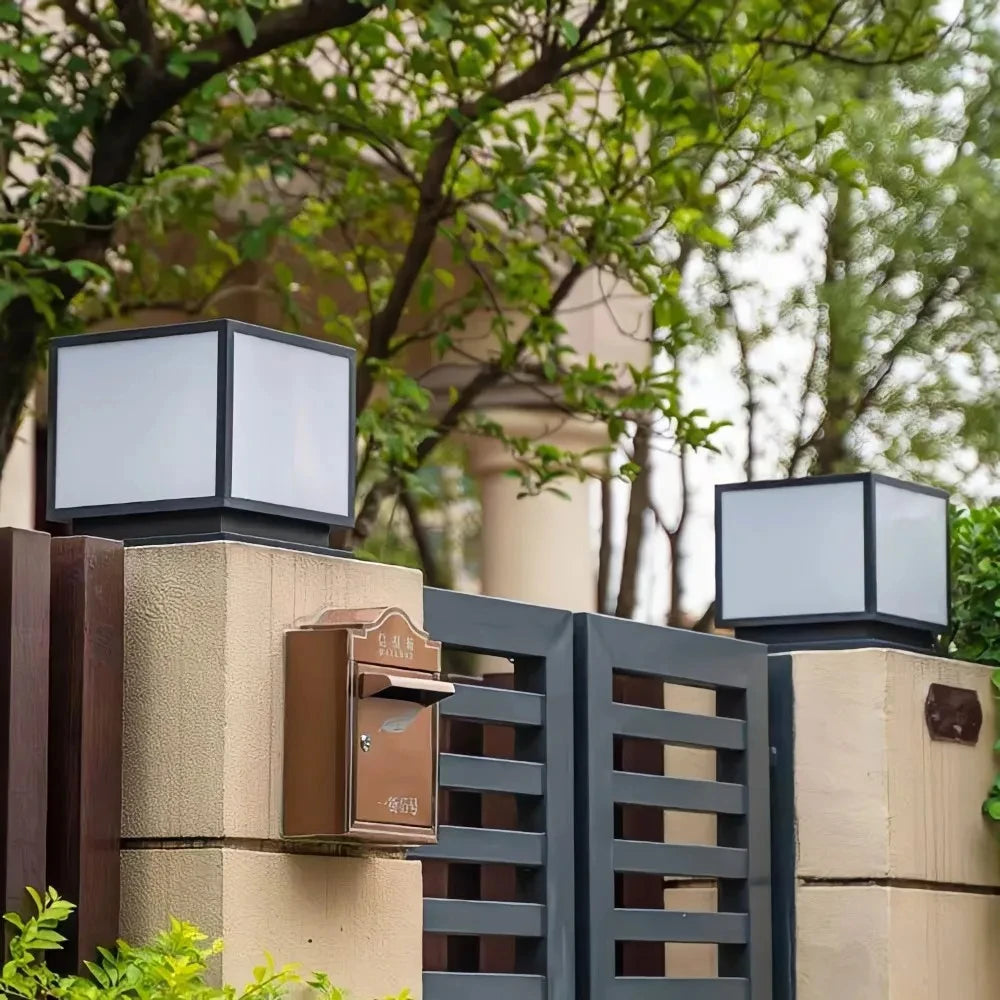 Solar Column Light Garden Solar Lamps Waterproof LED Solar Pillar Light Timed Remote Control LED Outdoor Lighting Courtyard Lamp