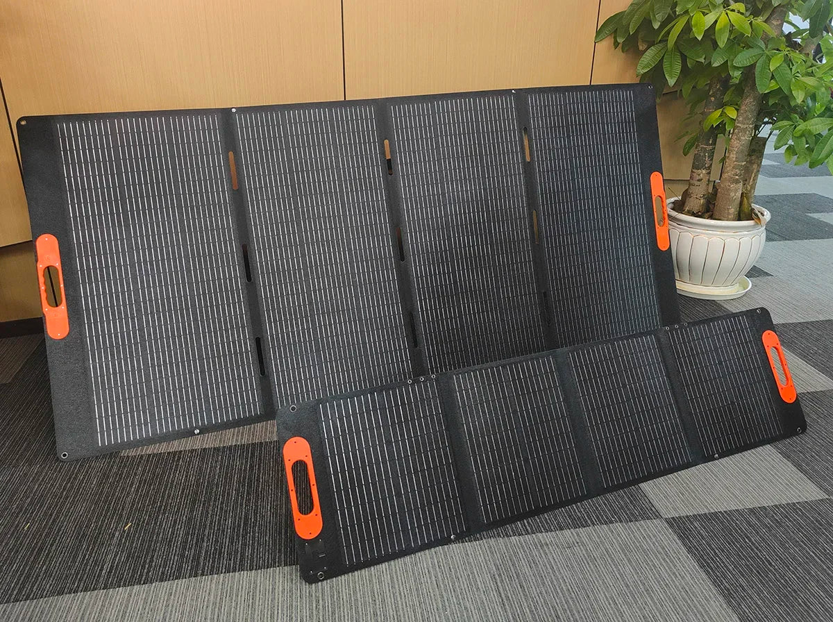 100W Portable Folding Solar Panel IP65 Waterproof Foldable Solar Panel Power Backup, Solar Charger for Power Station RV Camping