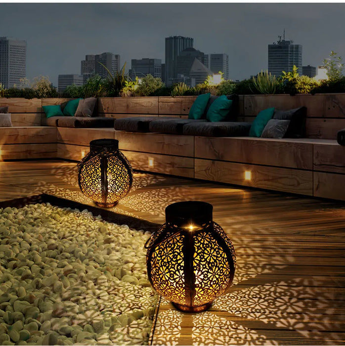 Hanging Solar Lanterns Retro Hollow Solar Lights with Handle Outdoor Solar Garden Lights Decor for Yard Tree Fence Patio Bronze