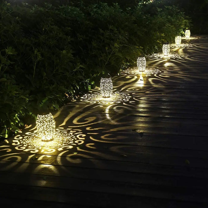 Solar LED Light Outdoor Hanging Lantern Garden with Handle Retro Metal Waterproof Patio Yard Pathway Decorative for Christmas