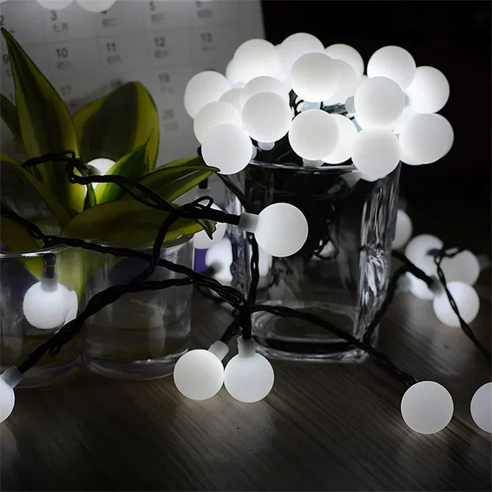 Christmas Decoration Garden Lights Outdoor LED Solar String Lights Round Ball Solar Globe Lights for Garden Patio Holiday Party