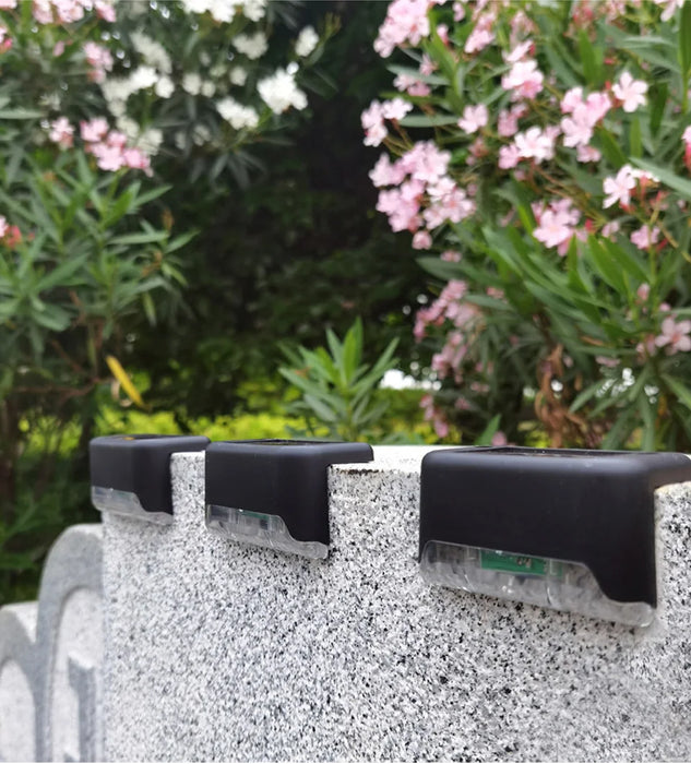 Solar Stairs Light Outdoor Waterproof Solar Powered Garden Lamps for Railing Deck Step Yard Patio Pathway Fence Light