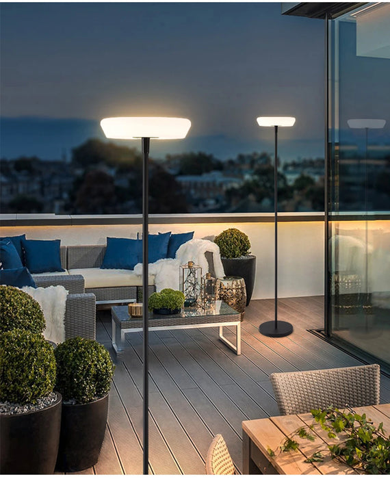 Outdoor Floor Lamp Solar Powered Light 4400 mAh Rechargeable Battery Cordless Light USB-C Charged IP54 Lamp for Lawn Pool Garden