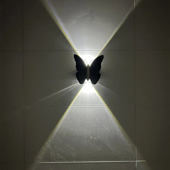 Solar Outdoor Butterfly Wall Light Waterproof Garden Light Courtyard Balustrade Fence Deck Balcony Decorative Solar Powered Lamp