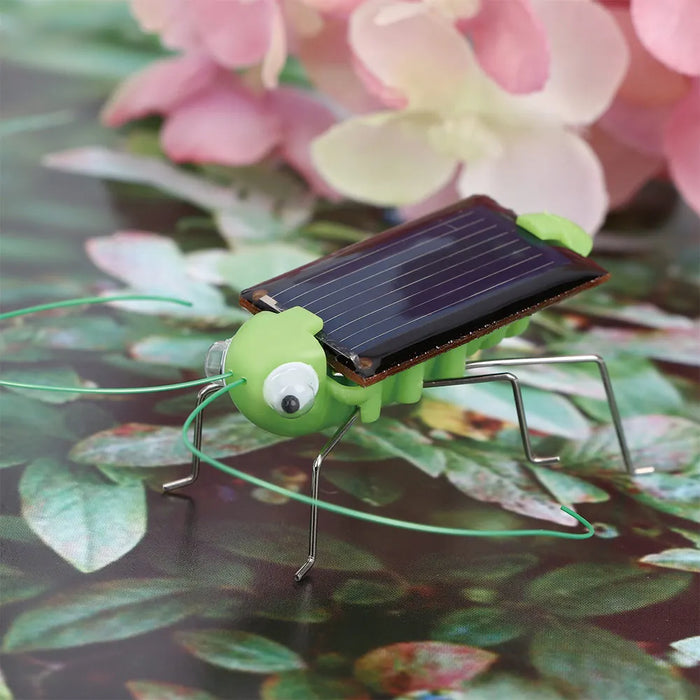 Children Solar Power Energy Insect Grasshopper Cricket Sports Car Kids Technology Production Toy Gift Solar Novelty Funny Toys