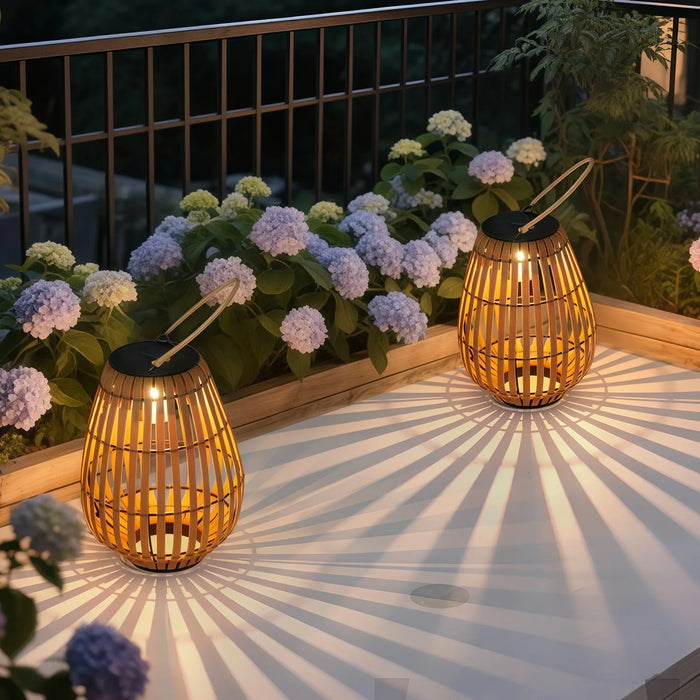 Creative New LED Solar Plastic Lantern Outdoor Waterproof Courtyard Villa Garden Decoration Atmosphere Lighting Fixtures