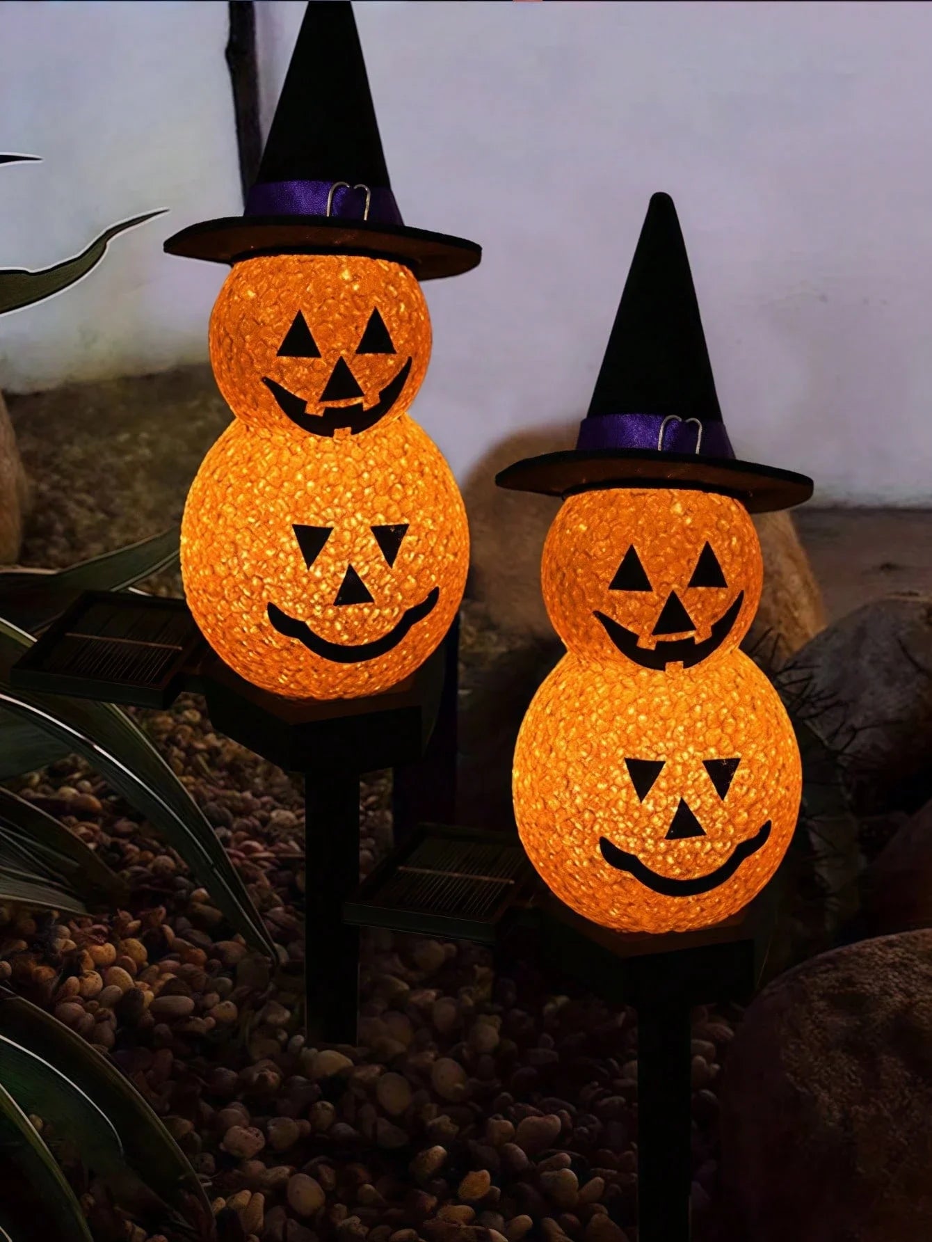 1PC, Halloween Pumpkin Lawn Solar Light, Decorative Light, Suitable for Halloween Outdoor Decoration, Garden, Lawn