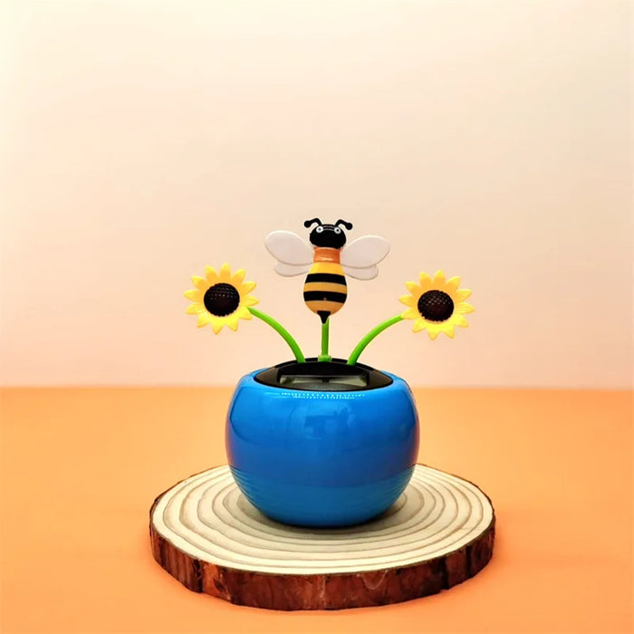 Solar Toys Cute Flower Butterfly Bee Swinging Doll Solar Car Ornament Creative Cartoon Flower Solar Desktop Ornament Decoration
