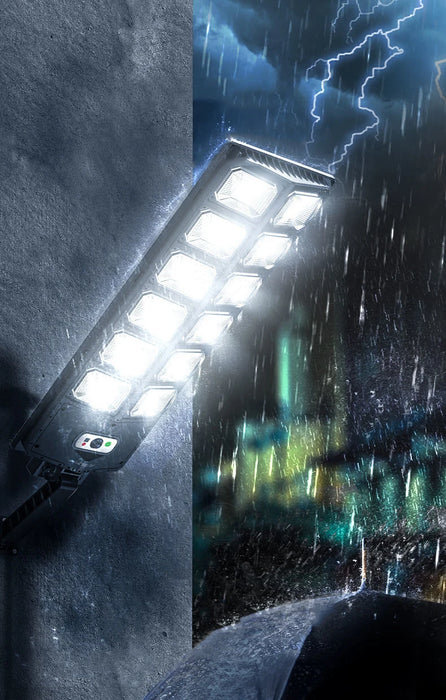 Powerful Solar Light Outdoor Solar Street Light 804LED 6500K IP65 Waterproof Street Light For Garage Garden Terrace