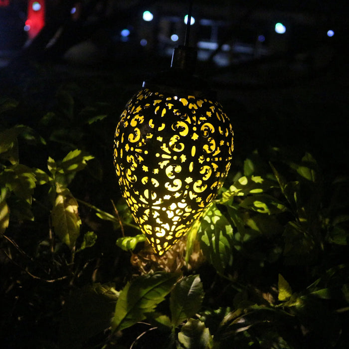 Solar LED garden lights for outdoor use; waterproof, with fiber optic lighting; ideal for decorating patios and gardens