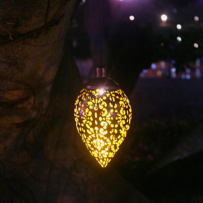 Solar LED garden lights for outdoor use; waterproof, with fiber optic lighting; ideal for decorating patios and gardens