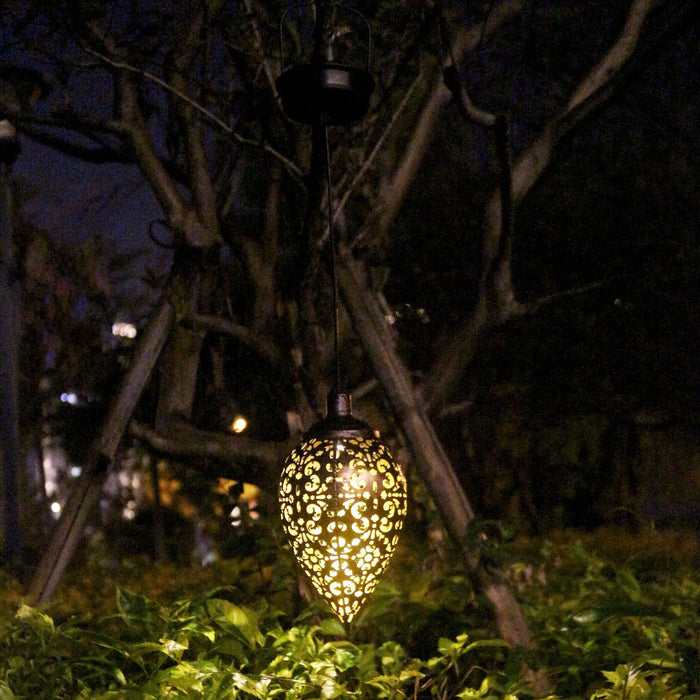 Solar LED garden lights for outdoor use; waterproof, with fiber optic lighting; ideal for decorating patios and gardens