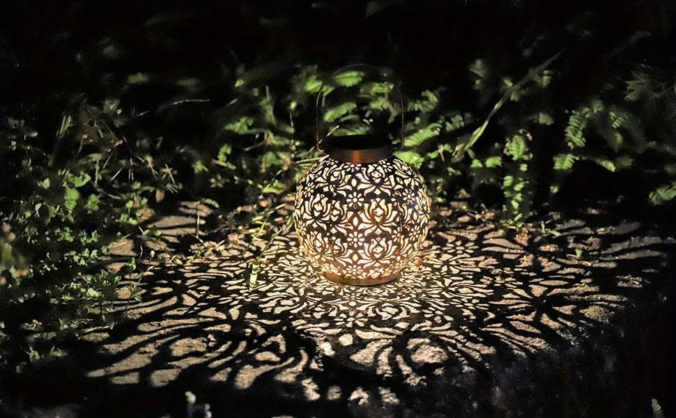 Metallic Solar Lantern Hanging LED Garden Lights Christmas Night Light for Outdoor Patio Lawn Backyard Courtyard Tabletop Decor