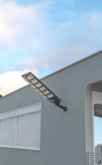 Powerful Solar Light Outdoor Solar Street Light 804LED 6500K IP65 Waterproof Street Light For Garage Garden Terrace