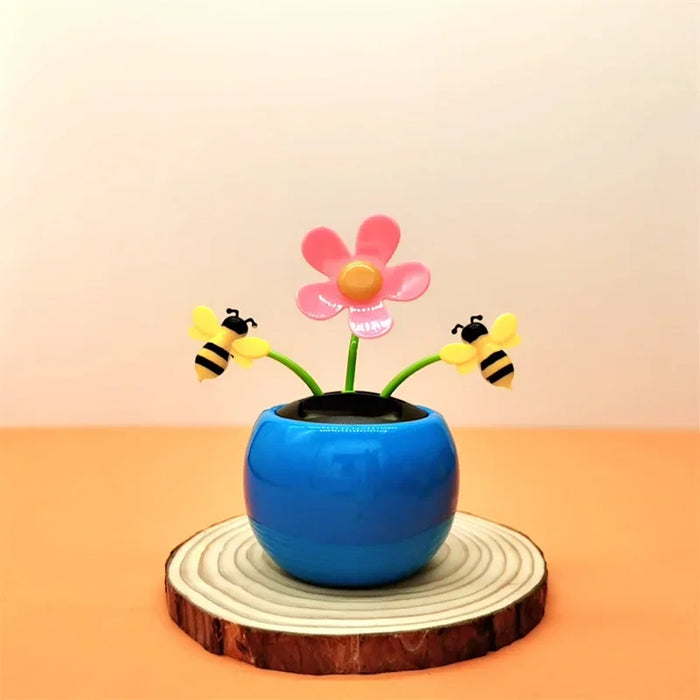 Solar Toys Cute Flower Butterfly Bee Swinging Doll Solar Car Ornament Creative Cartoon Flower Solar Desktop Ornament Decoration