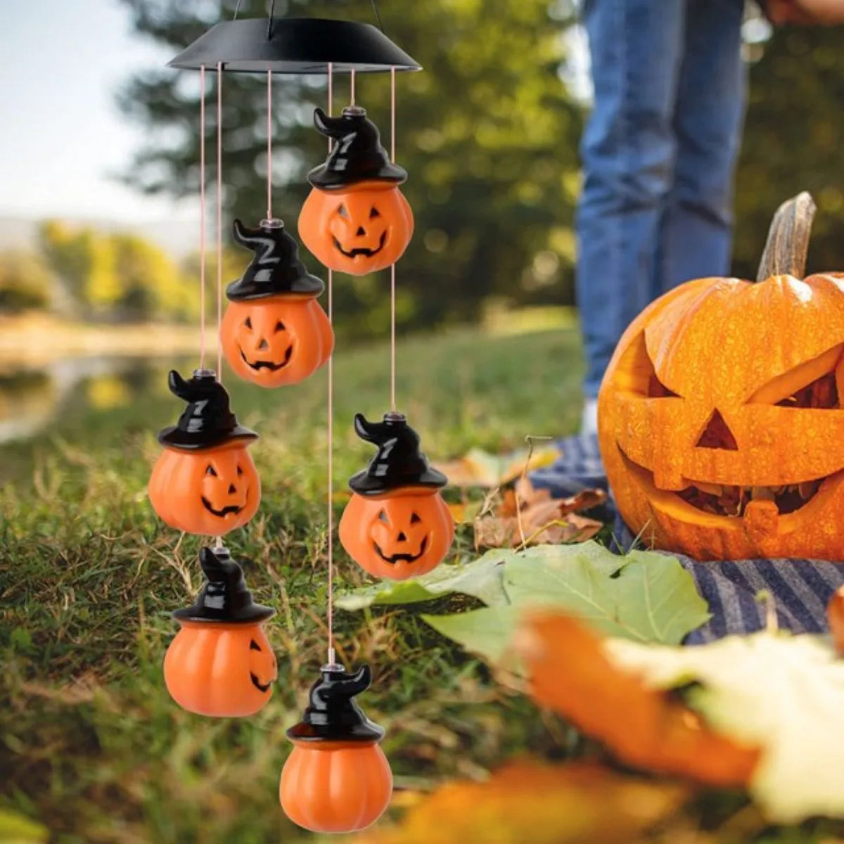 1PC Halloween Solar Wind Chimes Color Changing with 6 LED Pumpkin Waterproof Lights by Solar Powered Suitable For Holiday Party