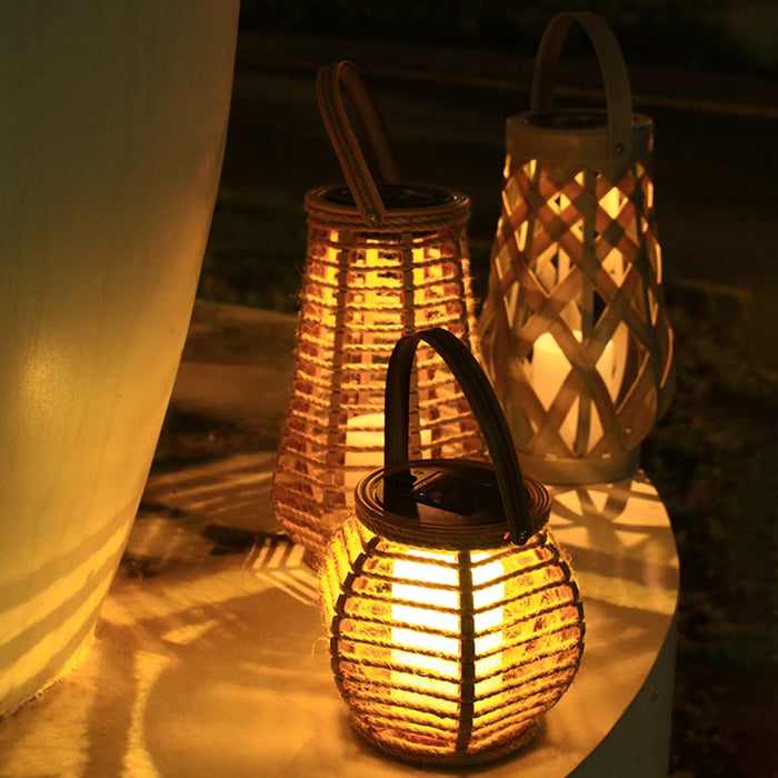 Outdoor Solar Lantern IP44 Waterproof Solar Hanging Lantern Light Outside Big Rattan Solar Light for Yard Garden Home Decoration