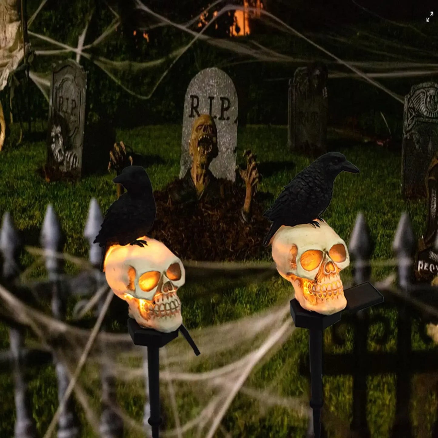 Halloween outdoor lights, waterproof solar Christmas tree pumpkin garden stake lights, Santa Claus crow skull panda decoration