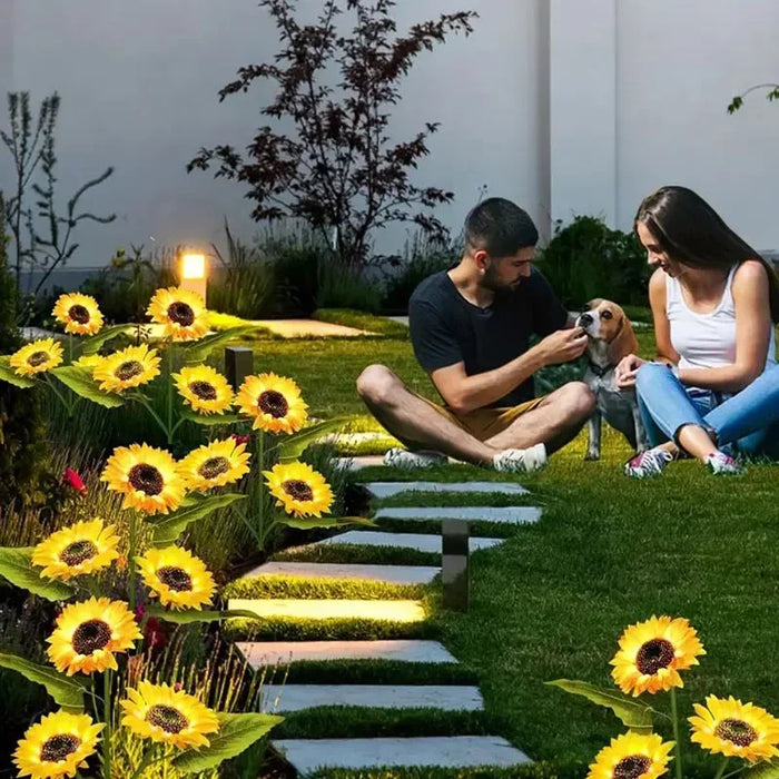 Solar Sunflower Lights 3 Head Outdoor Artificial Flower Decorative Lights Garden IP65 for Lawn Pathway Roof Christmas Decoration
